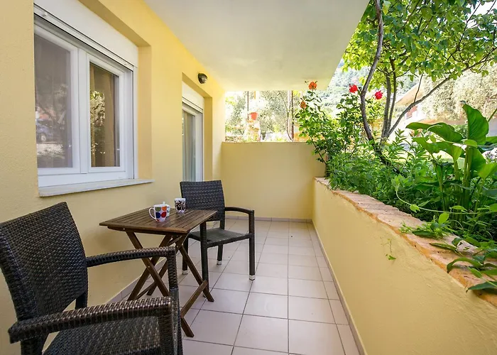 Apartament Antheon *